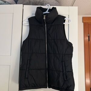 Old Navy Black Puffer Vest